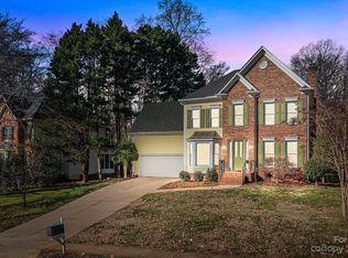 4934 Foxbriar Trl, Charlotte, NC 28269
