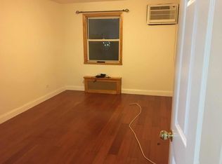 12210 26th Ave #1, Flushing, NY 11354