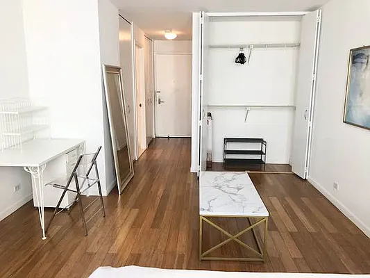 Rented by Tabak Real Estate | media 13