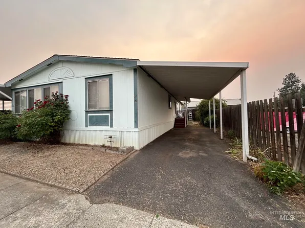 1430 Chestnut St Trailer 26, Clarkston, WA 99403