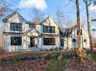 12 Blueberry Ln, Kittery, ME 03904