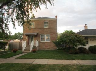 3147 Dora St, Franklin Park, IL