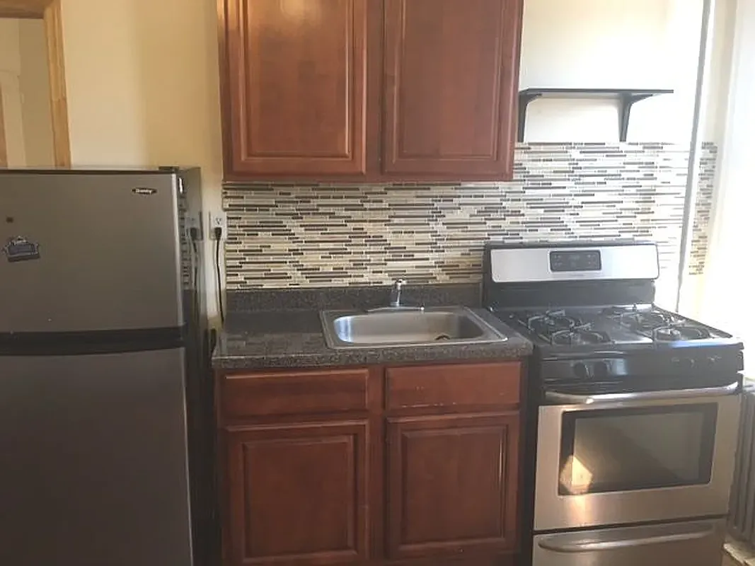 270 East 31st Street 3A