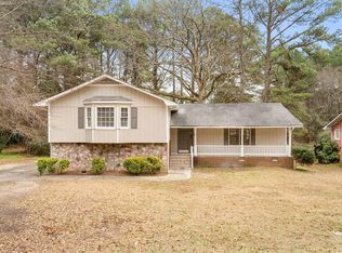 1800 Enid Dr, Lithonia, GA 30058