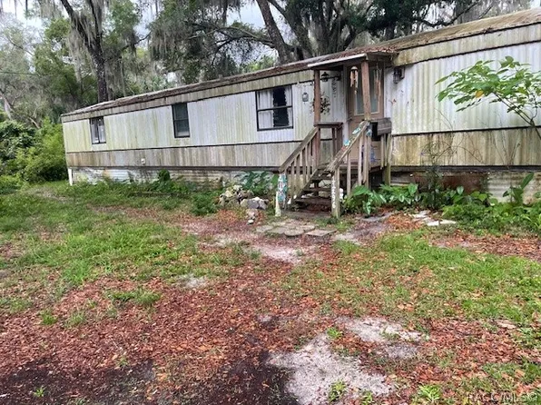 11296 W Yellow Oak Ln, Crystal River, FL 34428