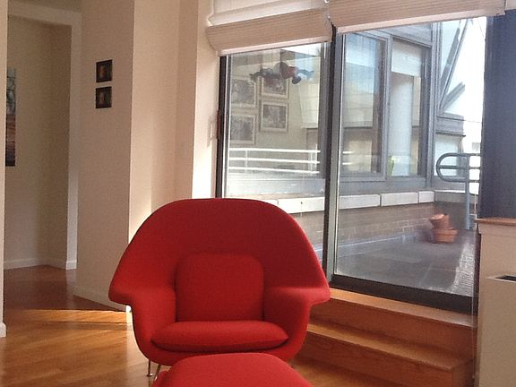 3rd image of 2000 Broadway APT 7E
