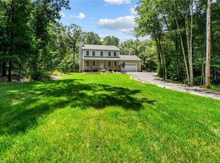 37 Bayberry Rd, Smithfield, RI 02917