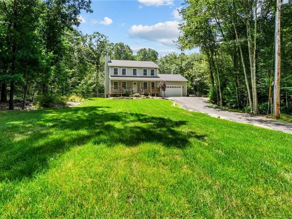 37 Bayberry Rd, Smithfield, RI 02917
