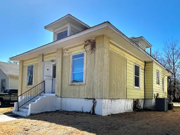 213 D St NW, Miami, OK 74354