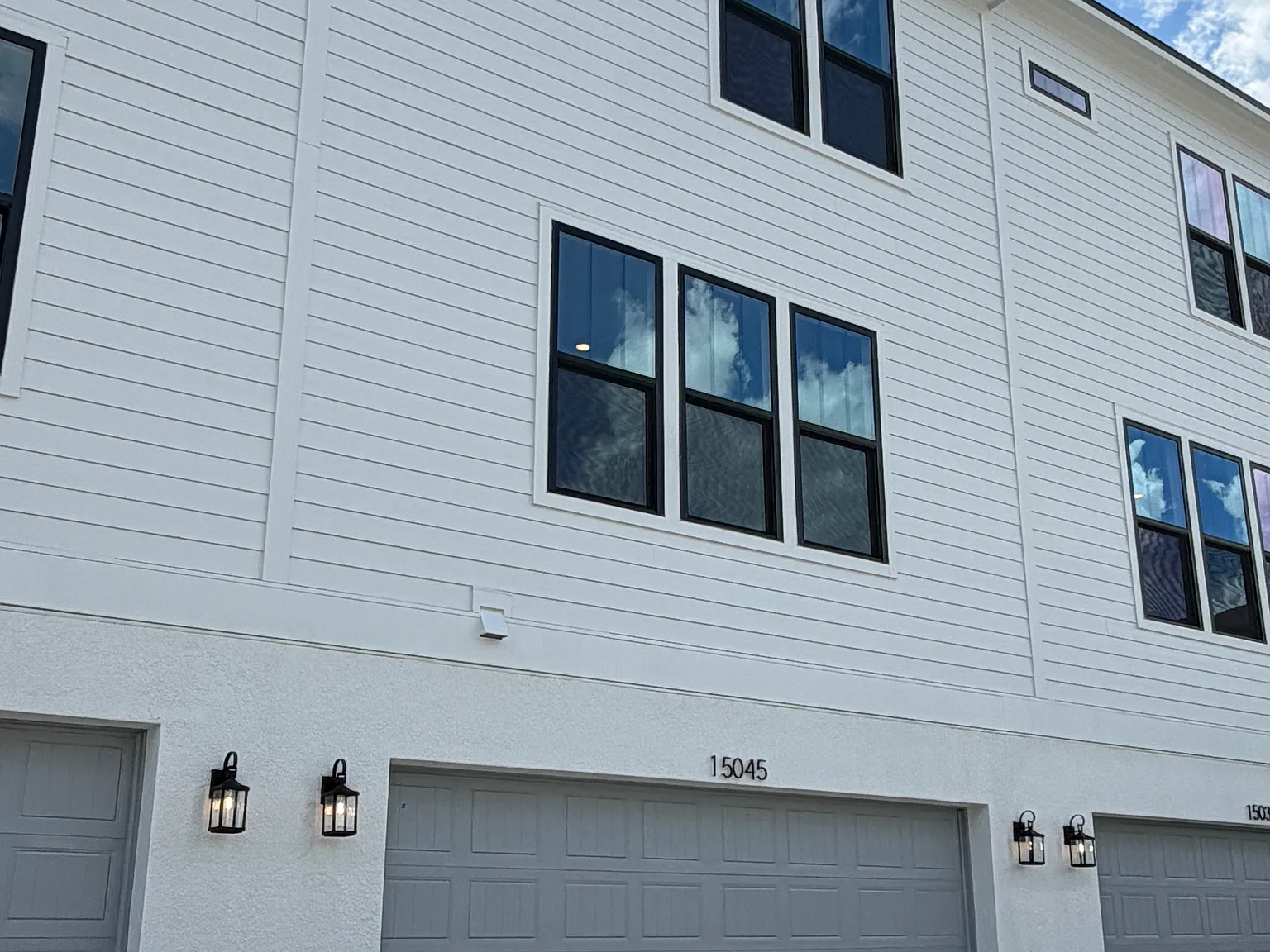 PH 15045 Groveside Rd — Photo 2