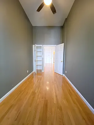 Rented by Bond New York | media 18