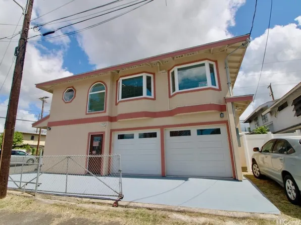 821 Momolio St, Honolulu, HI 96817