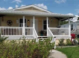 250 Wright St W, Farmersville, TX 75442