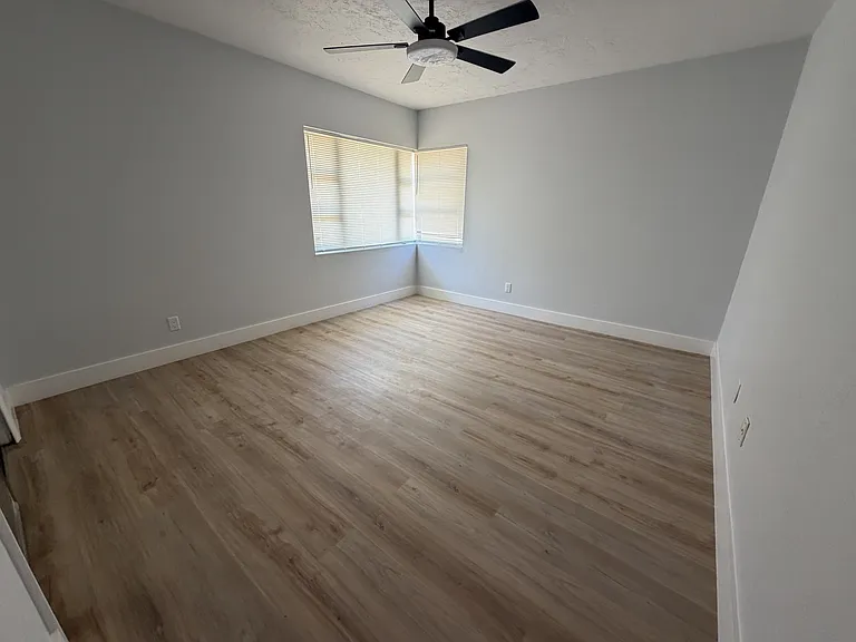 131 W Atwater Ave — Photo 7