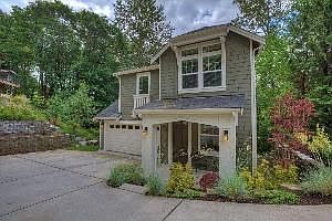 1st image of 10818 102nd Ave NE