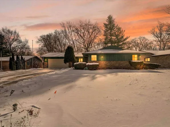 5103 Brookview Rd, Rockford, IL 61107