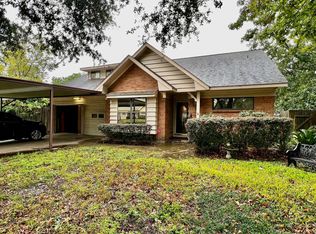 2913 Huckleberry Ln, Pasadena, TX 77502