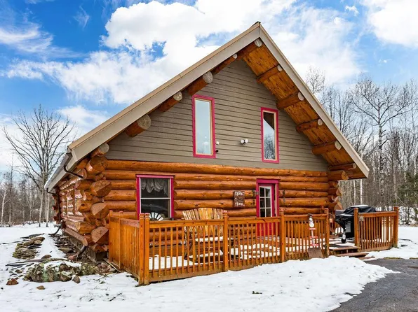 5730 Dara Dr, Kettle River, MN 55757