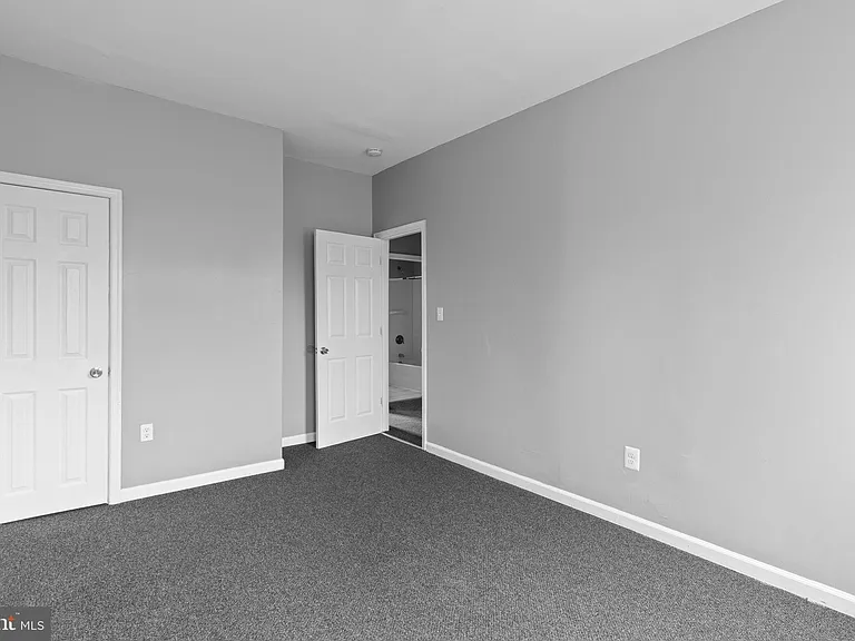 1209 Dukeland St — Photo 7
