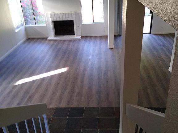 5th image of 4424 Stoneyglen Ct