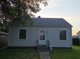 1207 S Nevada Ave, Davenport, IA 52802