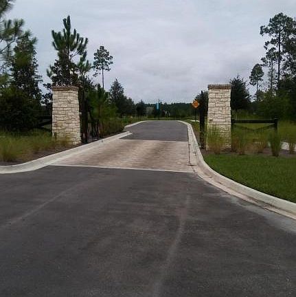 2nd image of 283 Glenneyre Cir
