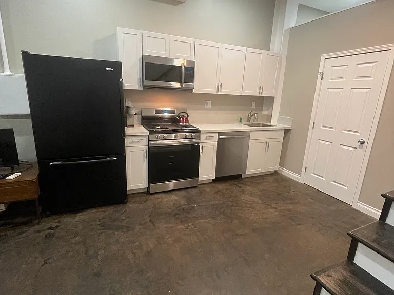 36310 Enterprise Ct #D — Photo 1