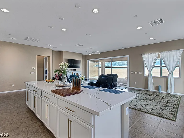 10930 Krista Leigh Ave — Photo 23
