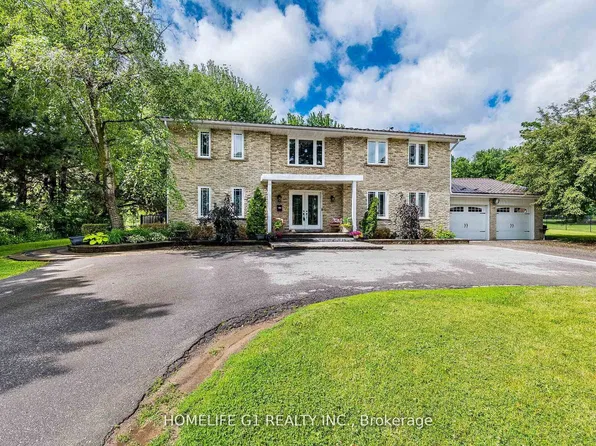 17 Crescent Hill Dr S, Brampton, ON L6S 2P4