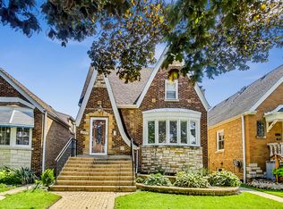 3225 N Neva Ave, Chicago, IL 60634