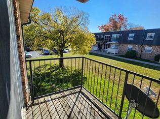 9950 S 84th Ter #2L5, Palos Hills, IL 60465