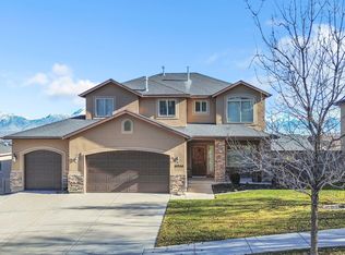 6956 N Comanche St, Eagle Mountain, UT 84005