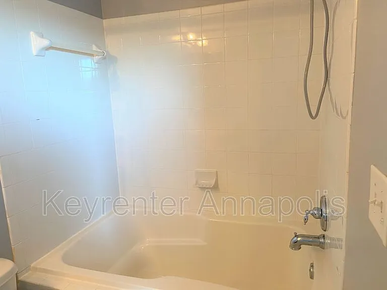 7890 Ivy Ter — Photo 16
