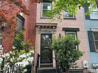 1452 Q St NW, Washington, DC 20009