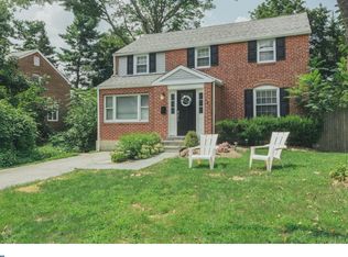 122 Hickory Ln, Bryn Mawr, PA 19010