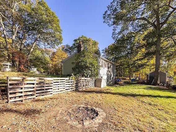 4th image of 106 Echo Rd