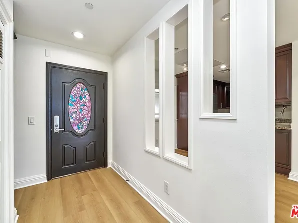 1043 S Kenmore Ave Unit 404, Los Angeles, CA 90006