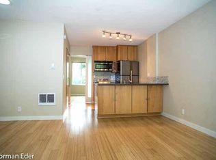 722 NW 24th Ave APT 209, Portland, OR 97210