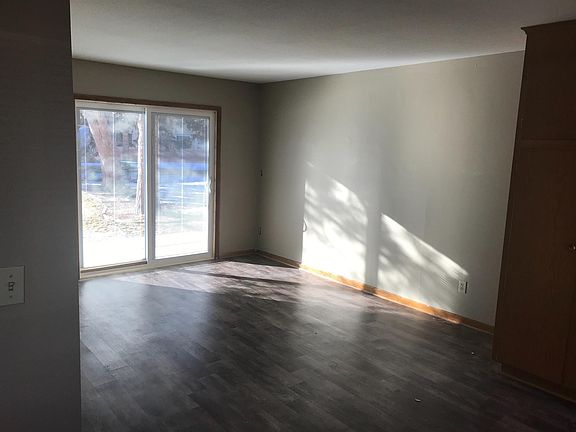 3rd image of 7700 Bloomington Ave APT 7