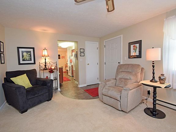 3rd image of 5012 Dubois Ct