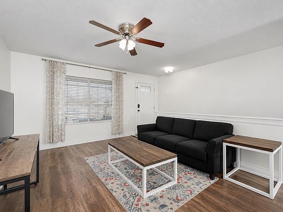 2nd image of 4508 S Flora St