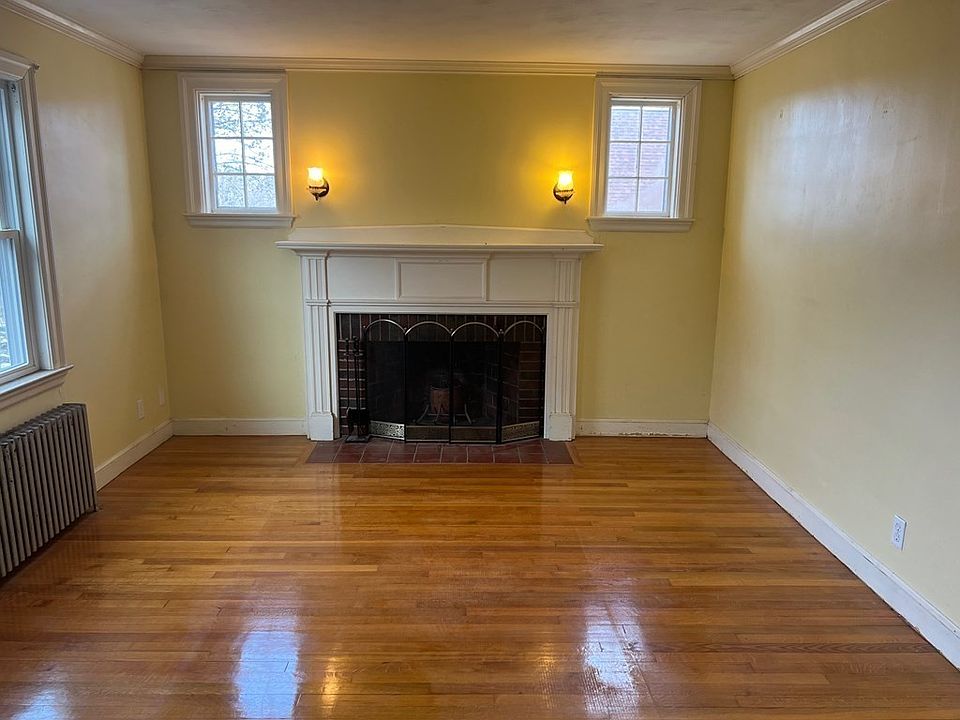 20 Burton St Arlington MA 02476 Zillow