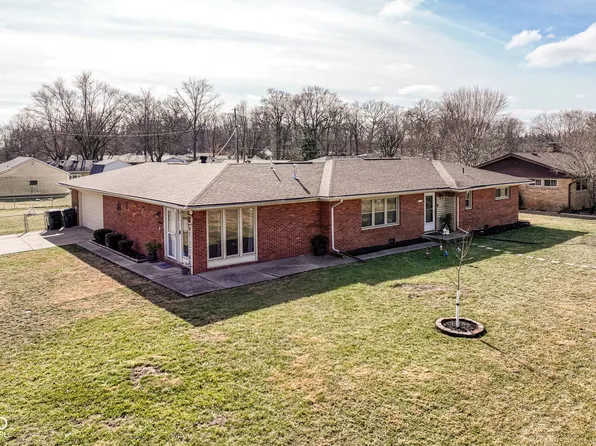 2605 W 39th St, Anderson, IN 46011