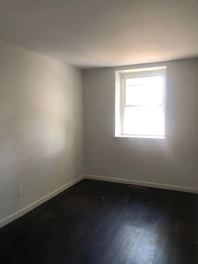 Charming & Move-In Ready Home in Baltimore! — Photo 4