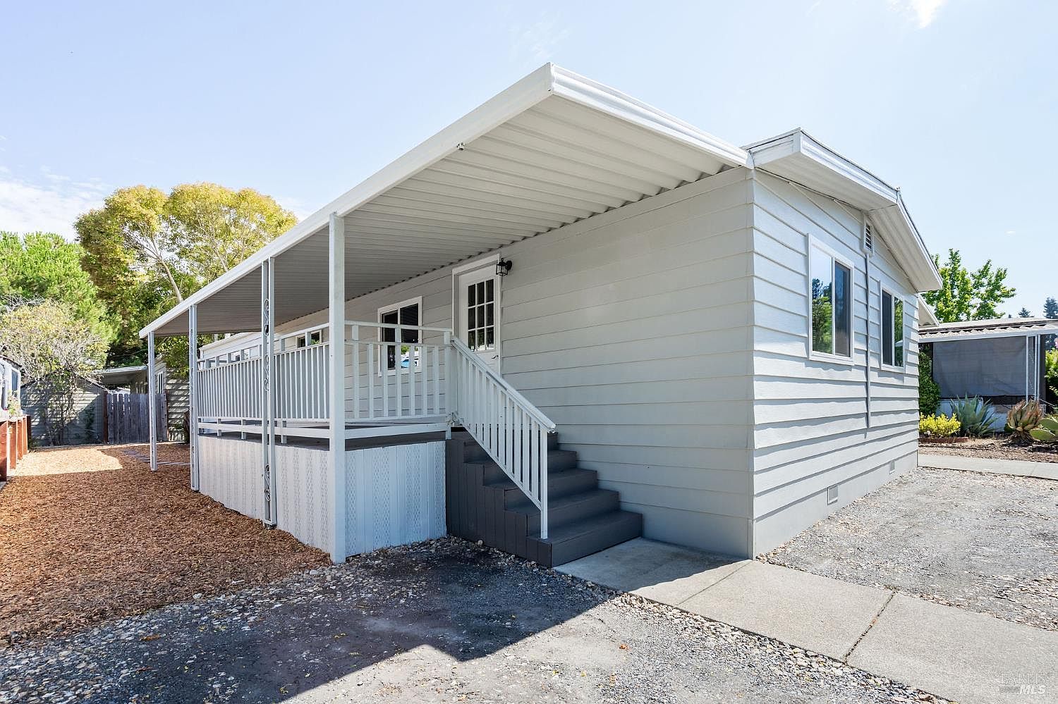 c47bd2f089268a12cb9f9fd85bbe3d