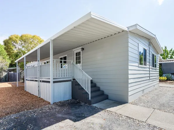 188 Rancho Verde Circle, Rohnert Park, CA 94928