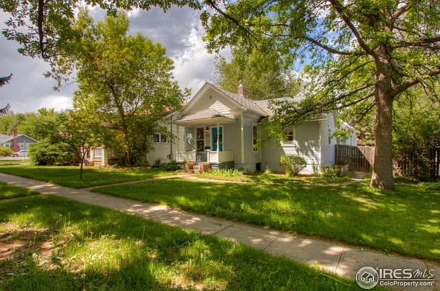 Adorable Old Town Bungalow!
