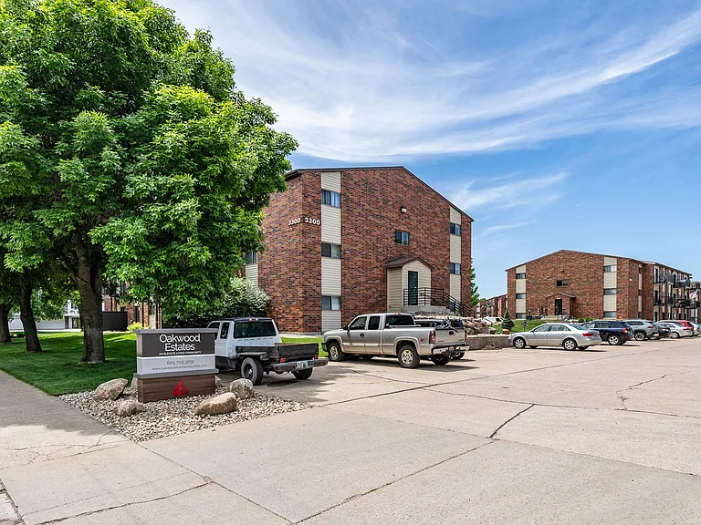 Oakwood Estates — Photo 11