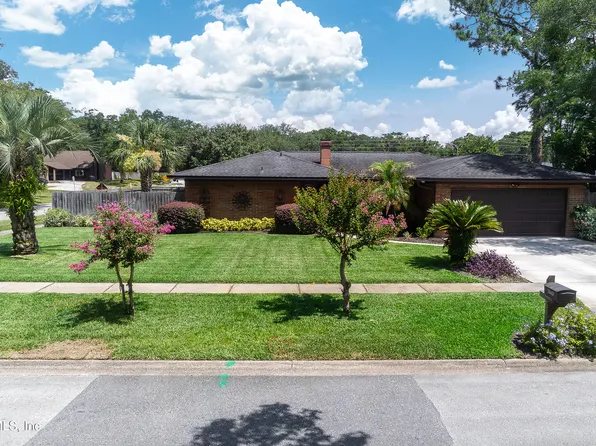 11043 WHISTLEWOOD Court, Jacksonville, FL 32225