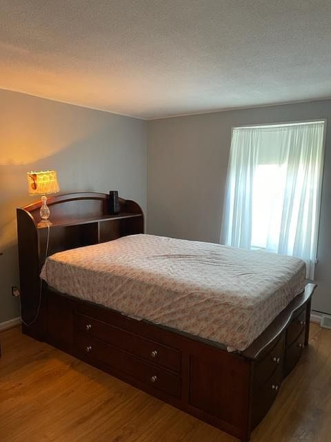 1st image of 69 Henel Ave